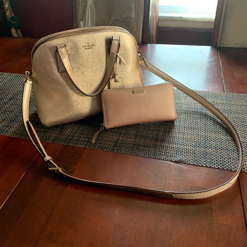 ⛔️SOLD⛔️Rose Gold Kate spade ♠️ bag and wallet